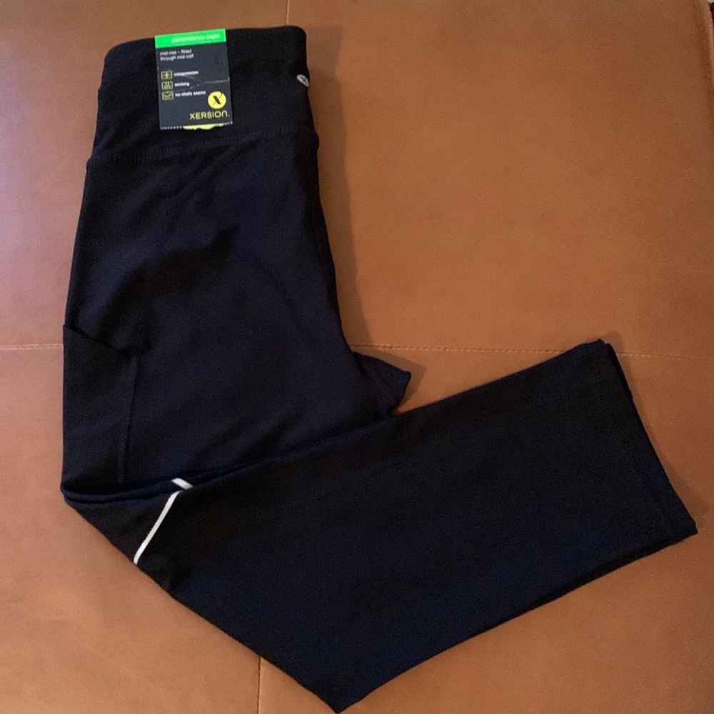 Xersion Women’s Performance Capri, Sz S